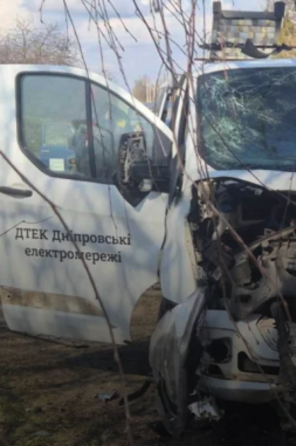 Two DTEK engineers escape russian drone strike seconds before vehicle is destroyed