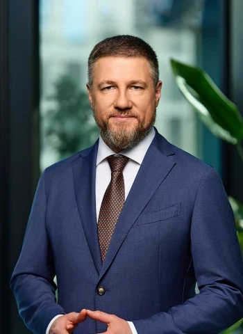 Investors / Our leadership team