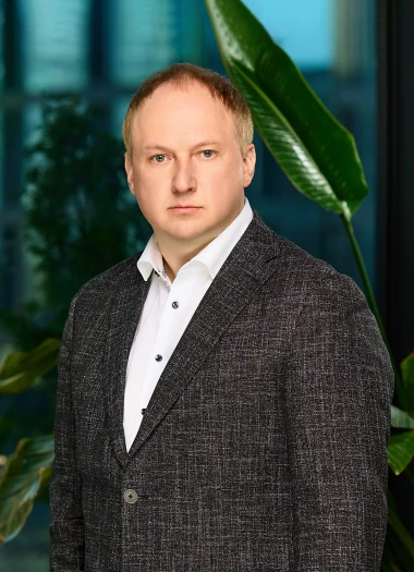 Інвесторам та партнерам / Корпоративне управління