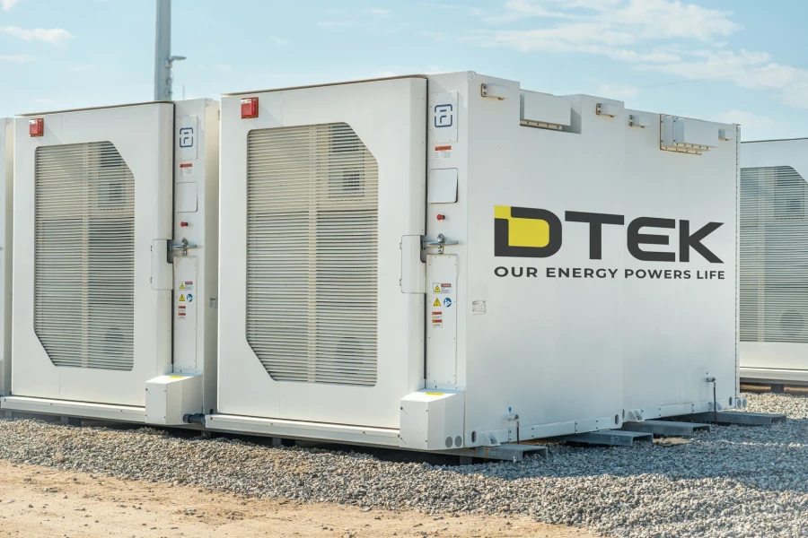 DTEK logo, BESS – Photo 3