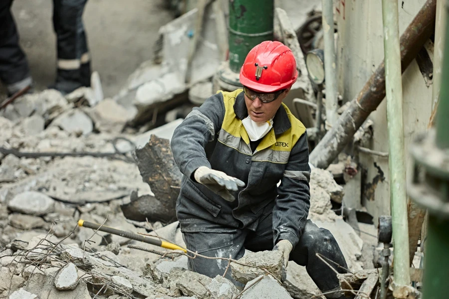 DTEK power engineer after another russian attack on thermal power plant, spring 2024