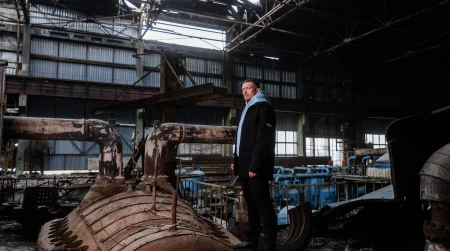 Image library / Usyk trains at a damaged DTEK power plant