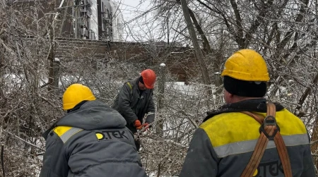 Image library / DTEK power restoration amid severe winter conditions