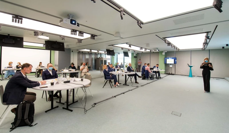 В Academy DTEK відбувся пітчинг проєктів учасниками флагманської програми Academy DTEK «Energy of Innovation: Executive MBA».
