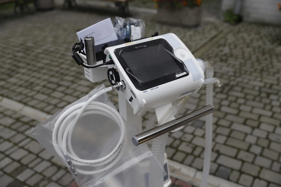 Дніпропетровщина отримала 15 апаратів штучної вентиляції легень від ДТЕК та  Фонду Ріната Ахметова від початку пандемії