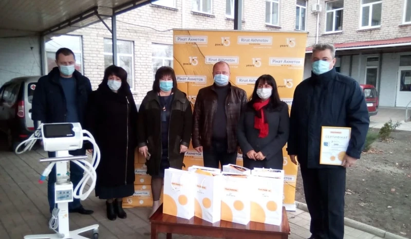 Долаємо пандемію разом: ДТЕК та Фонд Ріната Ахметова передав чергову партію апаратів ШВЛ лікарням Луганщині
