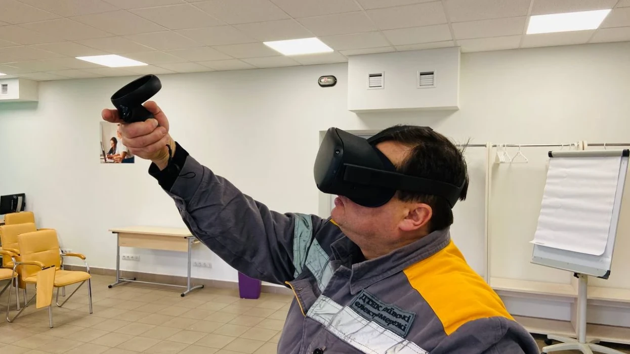 For the first time ever DTEK Grids uses Virtual Reality to train electricians