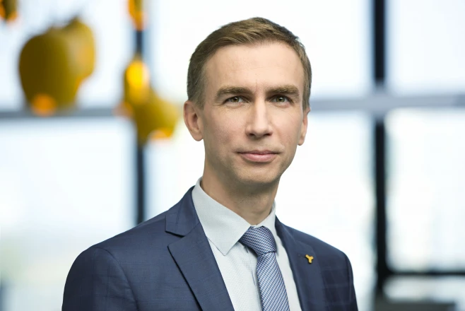 Mass adoption of Electric vehicles can significantly contribute to decarbonization – D.Solutions