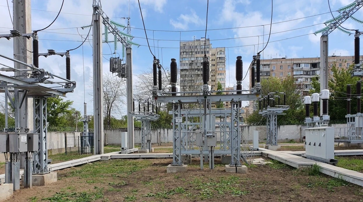 Велике оновлення мереж: ДТЕК Одеські електромережі завершує реконструкцію підстанції «Кримська»