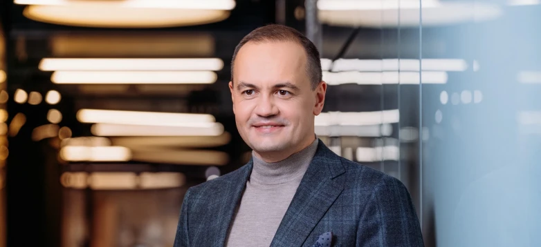 Maxim Timchenko congratulates on the Mechanical Engineer's Day