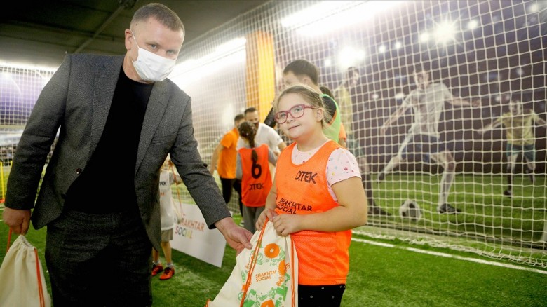 Football without Barriers: DTEK Grids and Shakhtar Social launch “Come On, Play!” – a co-ed football league for the disabled children of Brovary