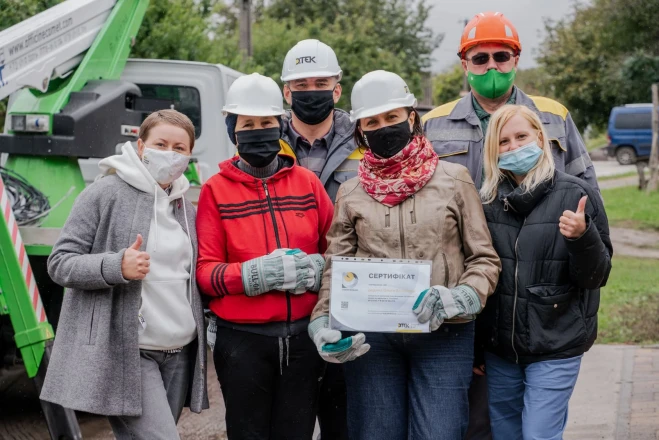 Як в Україні встановлюють рекордну кількість платформ для гнізд лелек протягом місяця і до чого тут мистецтво