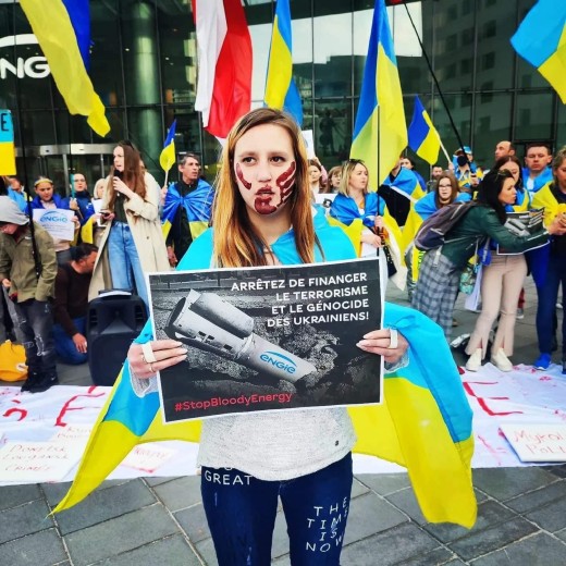Protestors target Engie because of cooperation with Russia