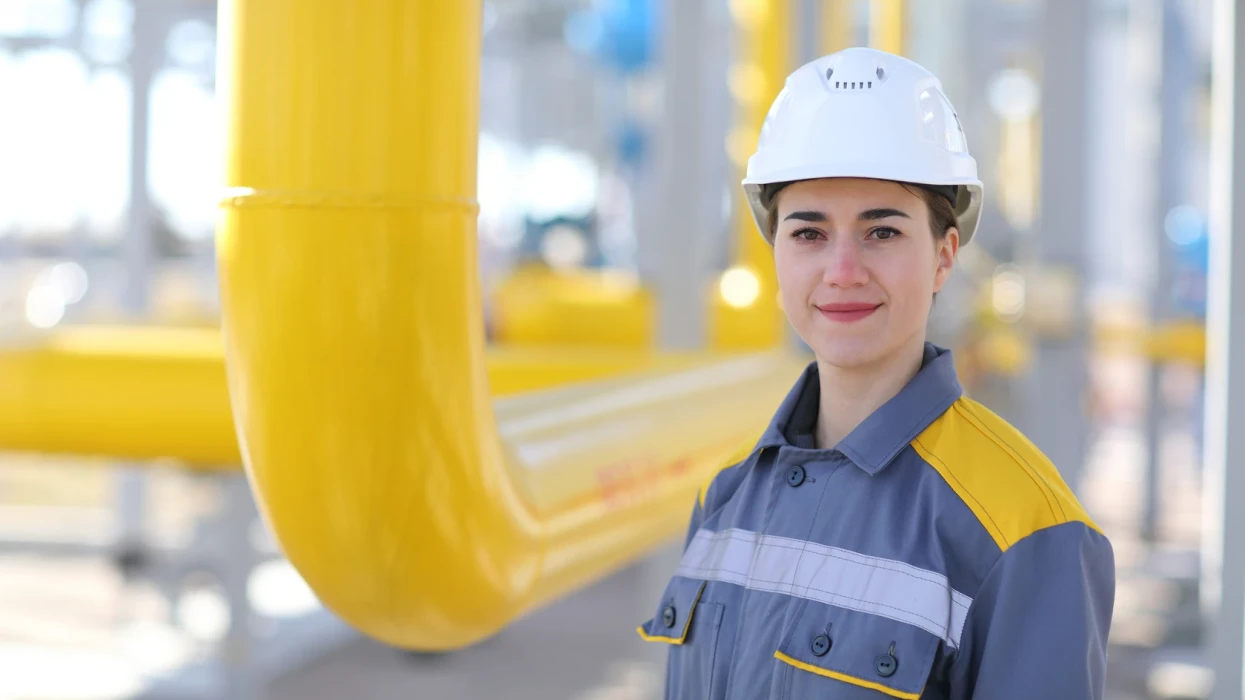 З початку війни на підприємствах ДТЕК Енерго було працевлаштовано майже тисячу переселенців