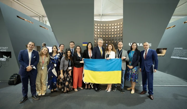 The Ukrainian pavilion at COP-27 hosts Jeffrey Pyatt, US deputy secretary of state for energy resources