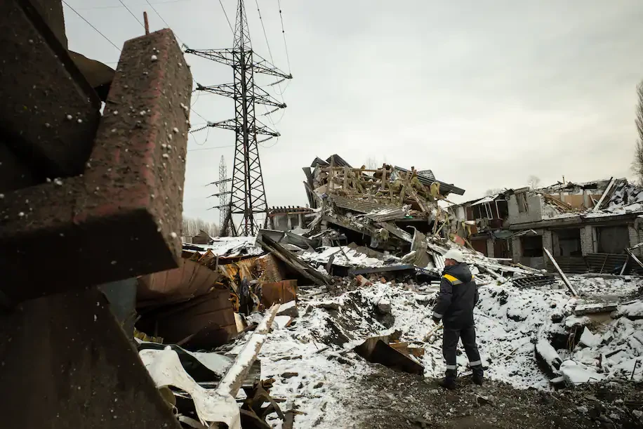 Engineers from DTEK worked without sleep for 48 hours, in rain, snow and freezing temperatures – DTEK for The Washington Post