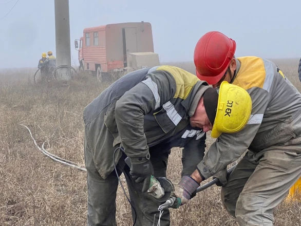 За тиждень ДТЕК повернув світло ще 46 тисячам родин у Дніпропетровській та Донецькій областях
