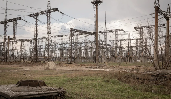 <strong>The New York Times:</strong> russian attacks crush factories and way of life in Ukrainian villages