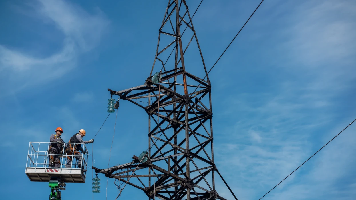 DTEK Grids honoured with US energy association award for prompt power restoration efforts during wartime