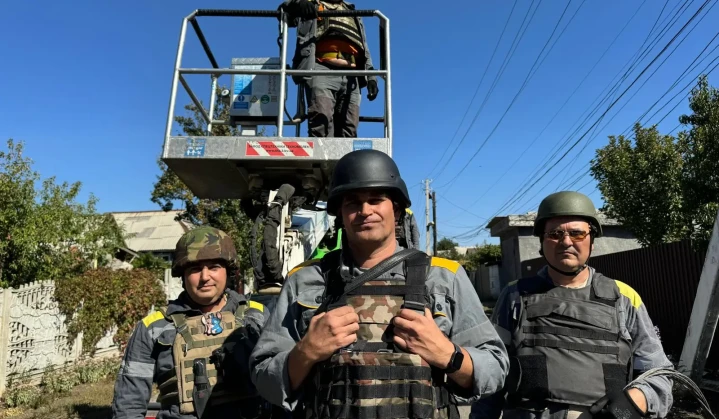 <strong>The Times:</strong> Meet the electricians braving bombs to keep Ukraine's power on
