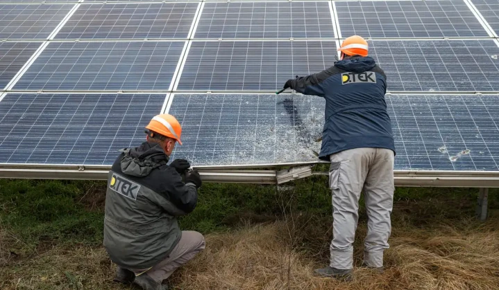 <strong>The Associated Press:</strong> Ukraine has seen success in building clean energy, which is harder for russia to destroy