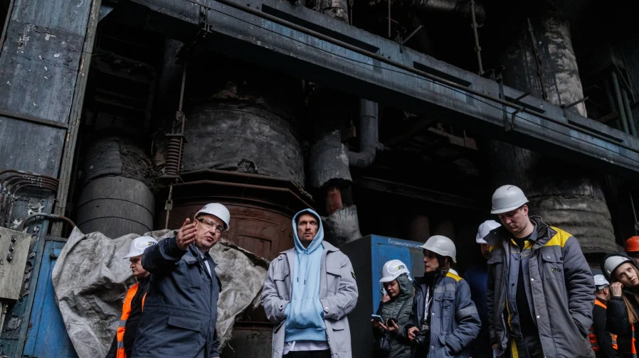 Usyk trains at a damaged DTEK thermal power plant