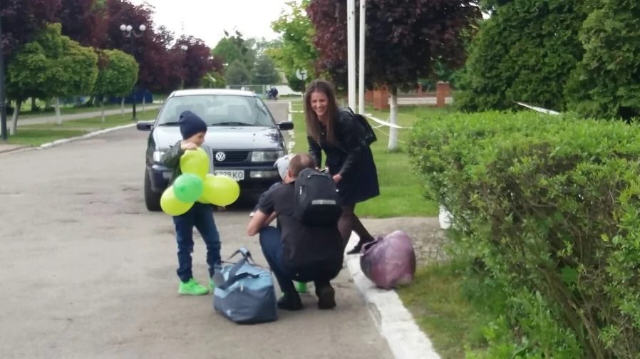 Додому! Енергетики ТЕС повернулися до рідних після найдовшої в житті робочої зміни