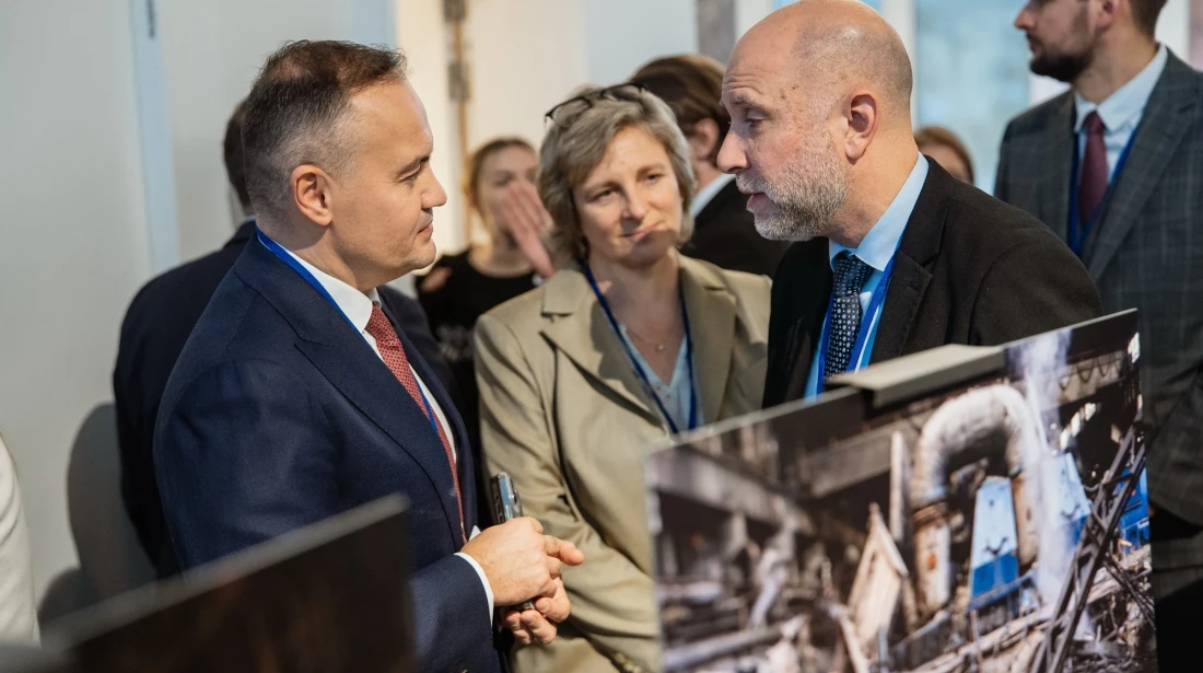 Fight For Light - a new photo exhibition, showcasing the reality of war on Ukraine's energy frontline, in Brussels