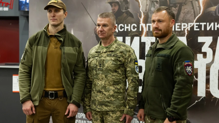 Відбулася прем’єра фільму «Битва за світло» про боротьбу ППО, ДСНС та енергетиків ДТЕК з енергетичним терором рф