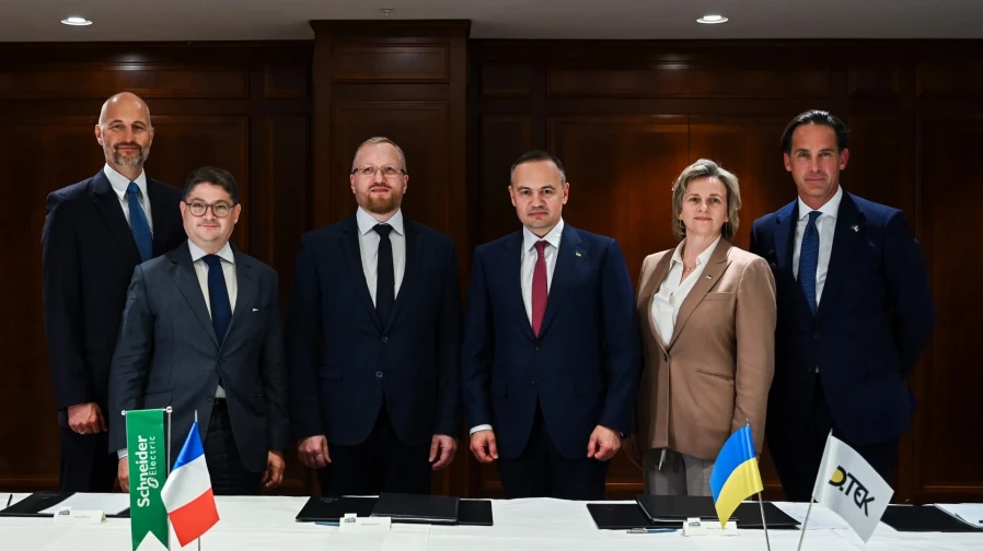 Schneider Electric та Група ДТЕК підписали Меморандум про взаєморозуміння напередодні Ukrainian Recovery Conference  