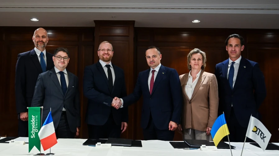 Schneider Electric та Група ДТЕК підписали Меморандум про взаєморозуміння напередодні Ukrainian Recovery Conference  