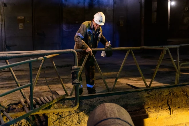 russian troops striking DTEK Energy facilities again