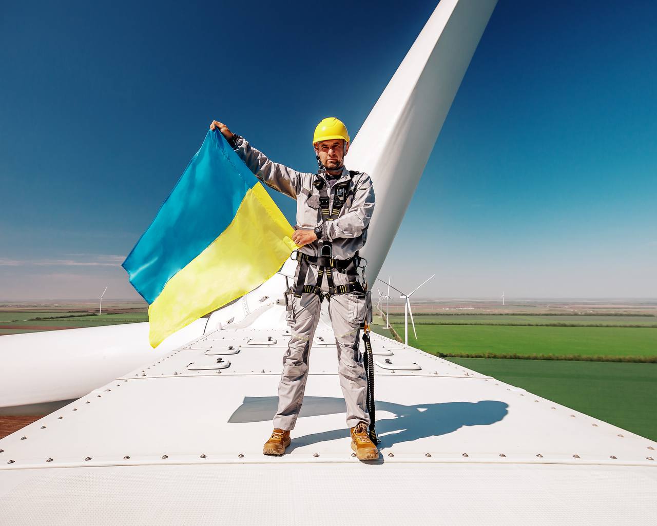 DTEK Renewables, windmill, Ukraine, wind power plant, flag