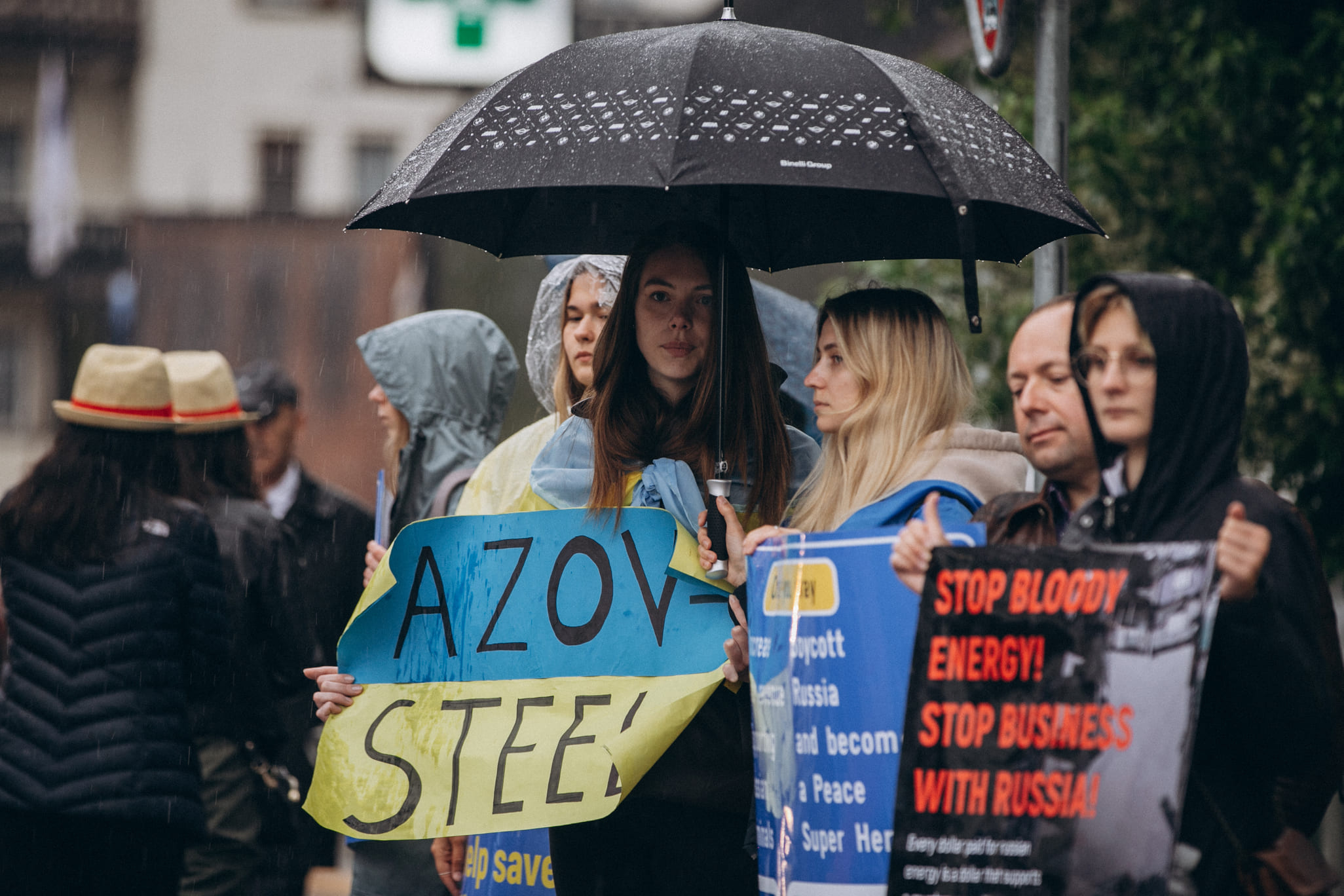 Stop Bloody Energy: activists held a rally in Davos against the energy business, which continues to work with Russia. Picture 2