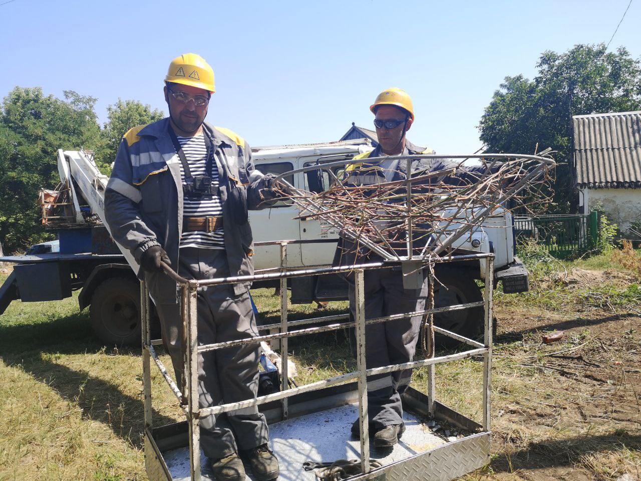 ДТЕК Мережі започаткував еколого-просвітницький проєкт із захисту білого лелеки. Зображення 6 ДТЕК Мережі започаткував еколого-просвітницький проєкт із захисту білого лелеки. Зображення 5