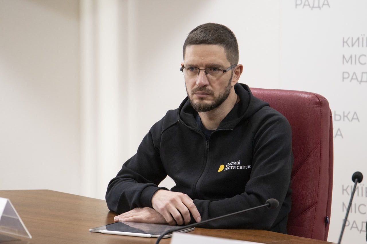 Дмитро Сахарук, антикризовий штаб, Київ, відключення